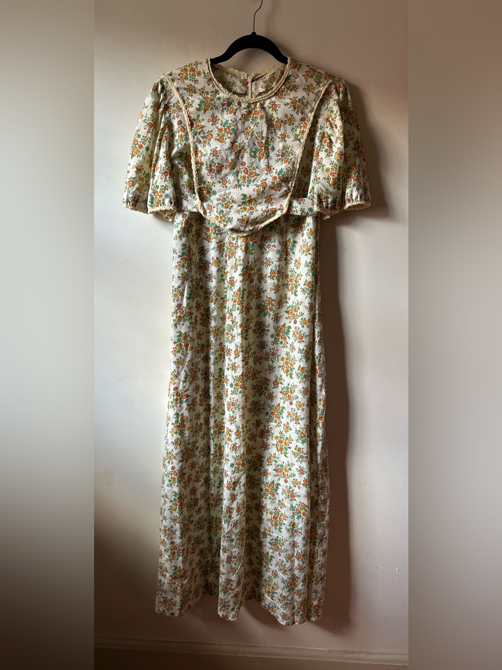 Vintage 70s Handmade Maxi Dress Ditsy Floral Prarie Cottagecore Capelet